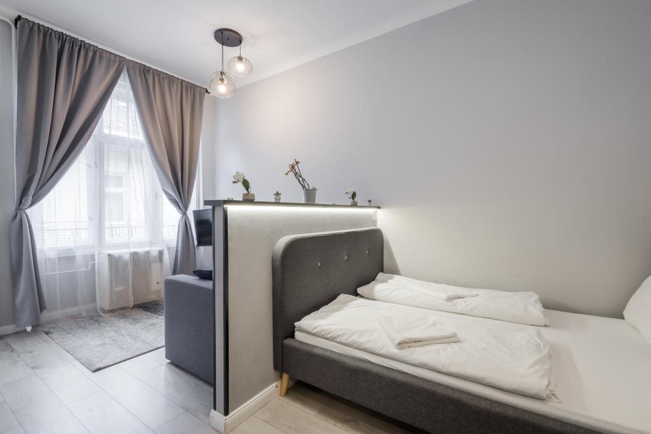 Kl31 - Best Location - Elegant Historic Residence By Bqa Budapest Eksteriør billede